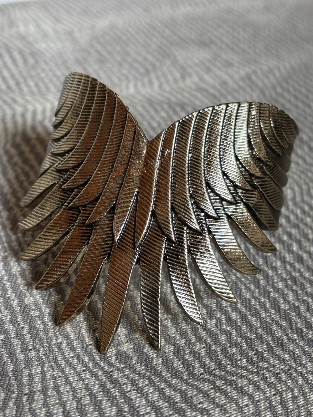 Jewelmint Gold/Brass Toned Feather Cuff Bracelet